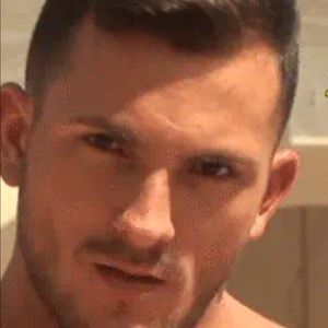 Meet your Posher, Dee